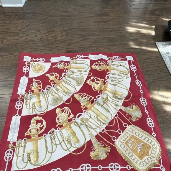 Hermès Red and Gold Scarf - Picture 5 of 10